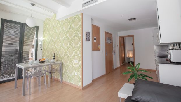 Anderson City Flats Valencia Room photo